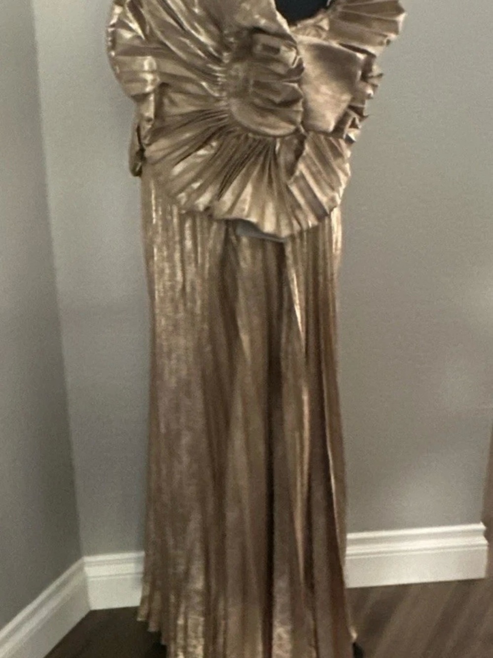 Acler Hillsome Maxi Dress in Gold Size - 2 - Picture 6 of 13